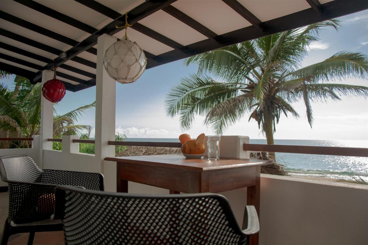 Sailors' Bay Bed & Breakfast Хикадува Екстериор снимка
